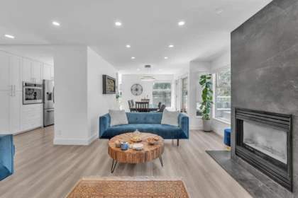 Breakfast Nook Photo of 8 2425 Edgemont Boulevard, North Vancouver, BC