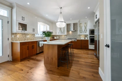 Kitchen Island Photo of 20962 48 Avenue, Langley, BC