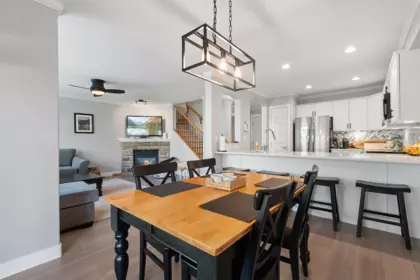 Breakfast Nook Photo of 25 7475 Garnet Drive, Chilliwack, BC
