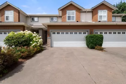 25 7475 Garnet Drive, Chilliwack, BC, Chilliwack — Townhouse for sale