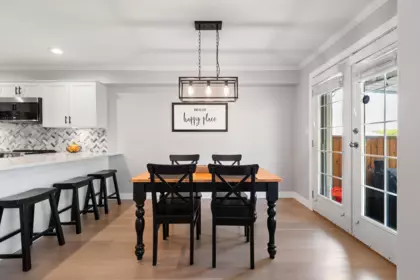 Kitchen Island Photo of 25 7475 Garnet Drive, Chilliwack, BC