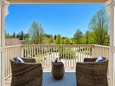 Breakfast Nook Photo of 36 Maple Court, Port Moody, BC
