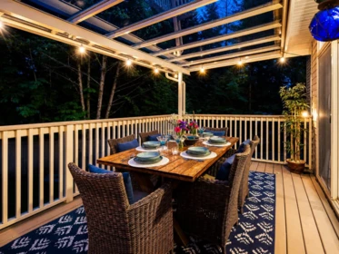 Kitchen Island Photo of 36 Maple Court, Port Moody, BC