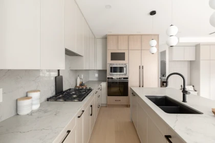 Pantry Photo of 2 475 W 20th Avenue, Vancouver, BC