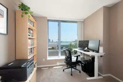 Basement Recreation Room Photo of 804 739 Princess Street, New Westminster, BC