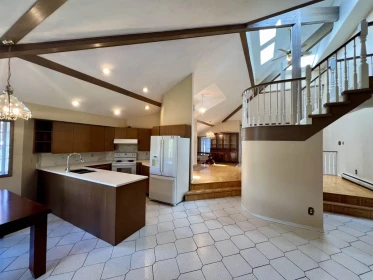 Kitchen Photo of 1888 Walnut Crescent, Coquitlam, BC