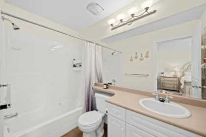 Walk-In Closet Photo of 10292 242b Street, Maple Ridge, BC