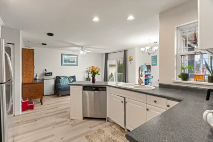 Breakfast Nook Photo of 5635 Viewpoint Place, Chilliwack, BC