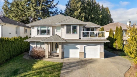 5635 Viewpoint Place, Chilliwack, BC, Chilliwack — Single Family Residence for sale