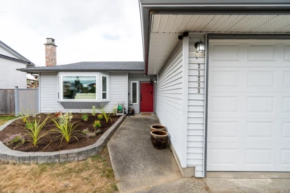21233 92a Avenue, Langley, BC, Langley — Single Family Residence for sale