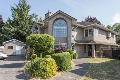 102 Viscount Place, New Westminster, BC, New Westminster — Single Family Residence for sale