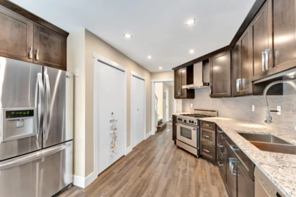 Walk-In Closet Photo of 8 8257 121a Street, Surrey, BC