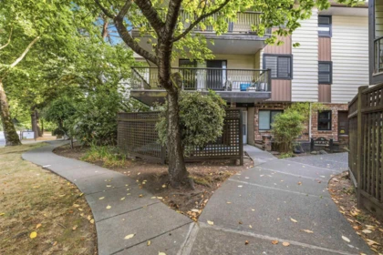 211 7426 138 Street, Surrey, BC, Surrey — Apartment/Condo for sale
