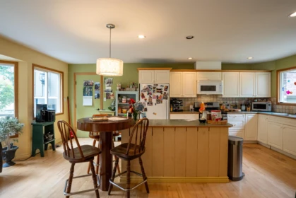 Breakfast Nook Photo of 12921 56 Avenue, Surrey, BC