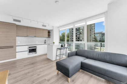 Kitchen Island Photo of 510 13428 105 Avenue, Surrey, BC