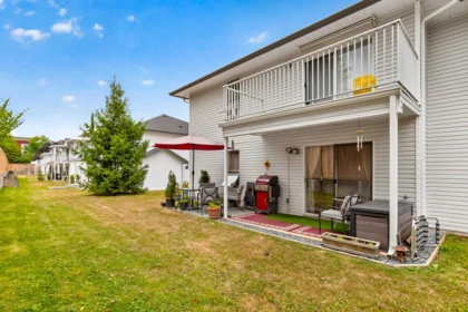 Staircase Photo of 34 12296 224 Street, Maple Ridge, BC