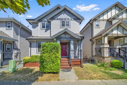 16773 63 Avenue, Surrey, BC, Surrey — Single Family Residence for sale