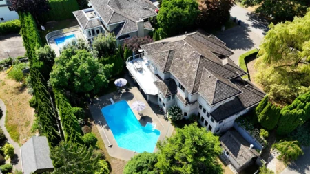 Community Amenities Photo (Clubhouse) of 16672 77 Avenue, Surrey, BC