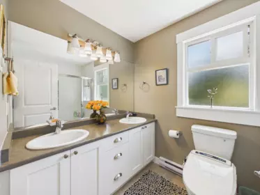 Guest Bathroom Photo of 6 15237 36 Avenue, Surrey, BC