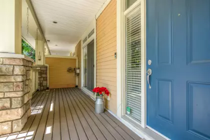 Hallway Photo of 6 15237 36 Avenue, Surrey, BC