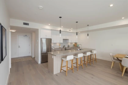 Kitchen Island Photo of 307 3405 Mamquam Road, Squamish, BC