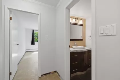 Powder Room Photo of 210 466 E Eighth Avenue, New Westminster, BC