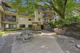 210 466 E Eighth Avenue, New Westminster, BC