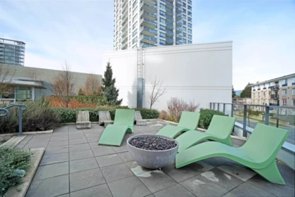 Garden / Landscaping Photo of 2606 570 Emerson Street, Coquitlam, BC