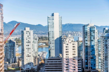 2204 1482 Robson Street, Vancouver, BC, Vancouver — Apartment/Condo for sale