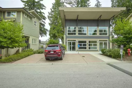 Hot Tub / Spa Photo of 48 5957 152 Street, Surrey, BC