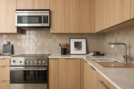 593 E 49th Avenue, Vancouver, BC