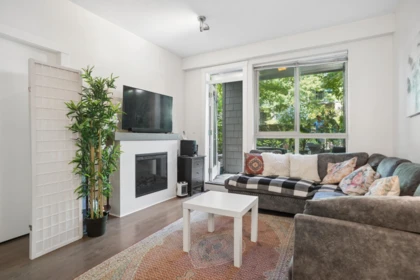 107 7478 Byrnepark Walk, Burnaby, BC, Burnaby — Apartment/Condo for sale