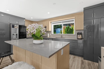 Breakfast Nook Photo of 104 Bonnymuir Drive, West Vancouver, BC