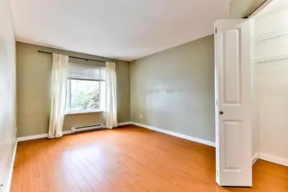 Breakfast Nook Photo of 312 1420 Parkway Boulevard, Coquitlam, BC