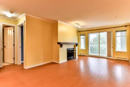312 1420 Parkway Boulevard, Coquitlam, BC, Coquitlam — Apartment/Condo for sale