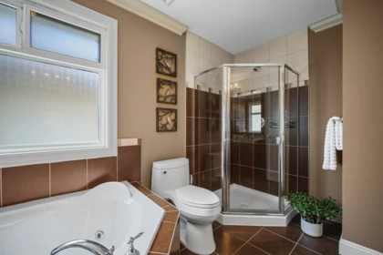 Laundry Room Photo of 19375 73 Avenue, Surrey, BC