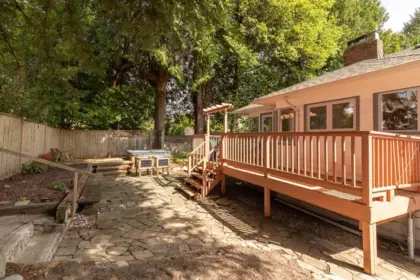 Hot Tub / Spa Photo of 1441 Haywood Avenue, West Vancouver, BC