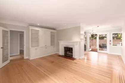 Kitchen Island Photo of 1441 Haywood Avenue, West Vancouver, BC