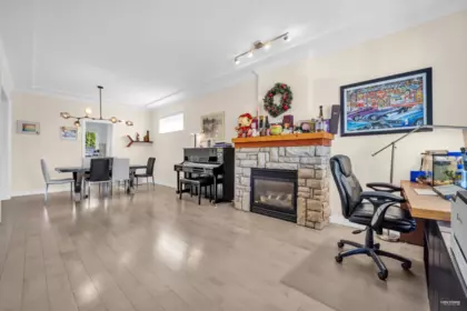 Kitchen Photo of 3531 Johnson Avenue, Richmond, BC