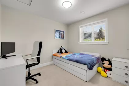 Loft / Bonus Room Photo of 1 6511 No. 2 Road, Richmond, BC
