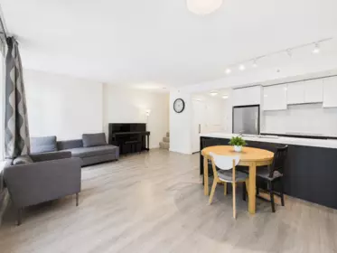 6335 Silver Avenue, Burnaby, BC, Burnaby — Apartment/Condo for sale