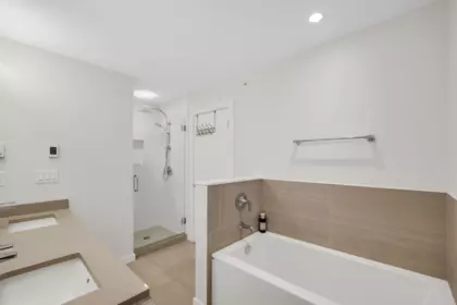Primary Bathroom Photo of 310 41328 Skyridge Place, Squamish, BC