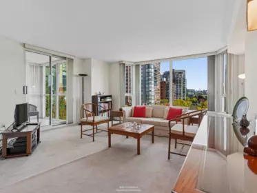 Living Room Photo of 705 388 Drake St, Vancouver, BC