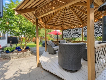 Outdoor Deck Photo of 8998 203b Street, Langley, BC