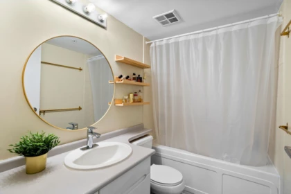 Basement Recreation Room Photo of 1702 1238 Melville Street, Vancouver, BC