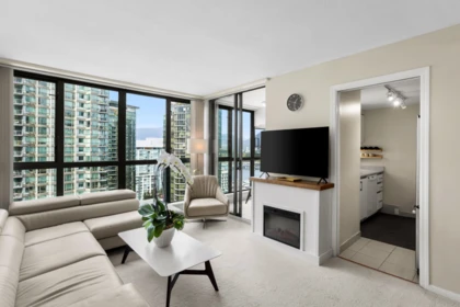 Breakfast Nook Photo of 1702 1238 Melville Street, Vancouver, BC