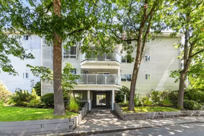Hot Tub / Spa Photo of 404 13680 84 Avenue, Surrey, BC
