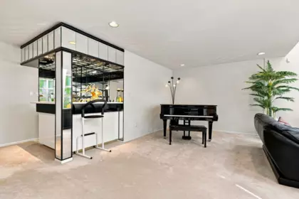 Kitchen Photo of 1039 W 29th Avenue, Vancouver, BC