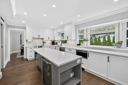 Powder Room Photo of 5927 169a Street, Surrey, BC