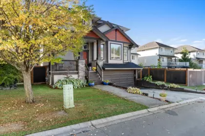 5206 Bridlewood Drive, Chilliwack, BC, Chilliwack — Single Family Residence for sale